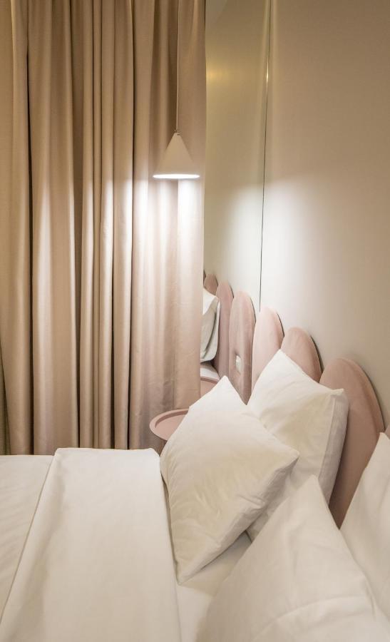 Allure Boutique Hotel Tirana Exterior photo